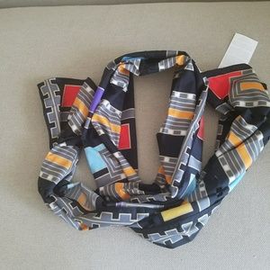 Long scarf